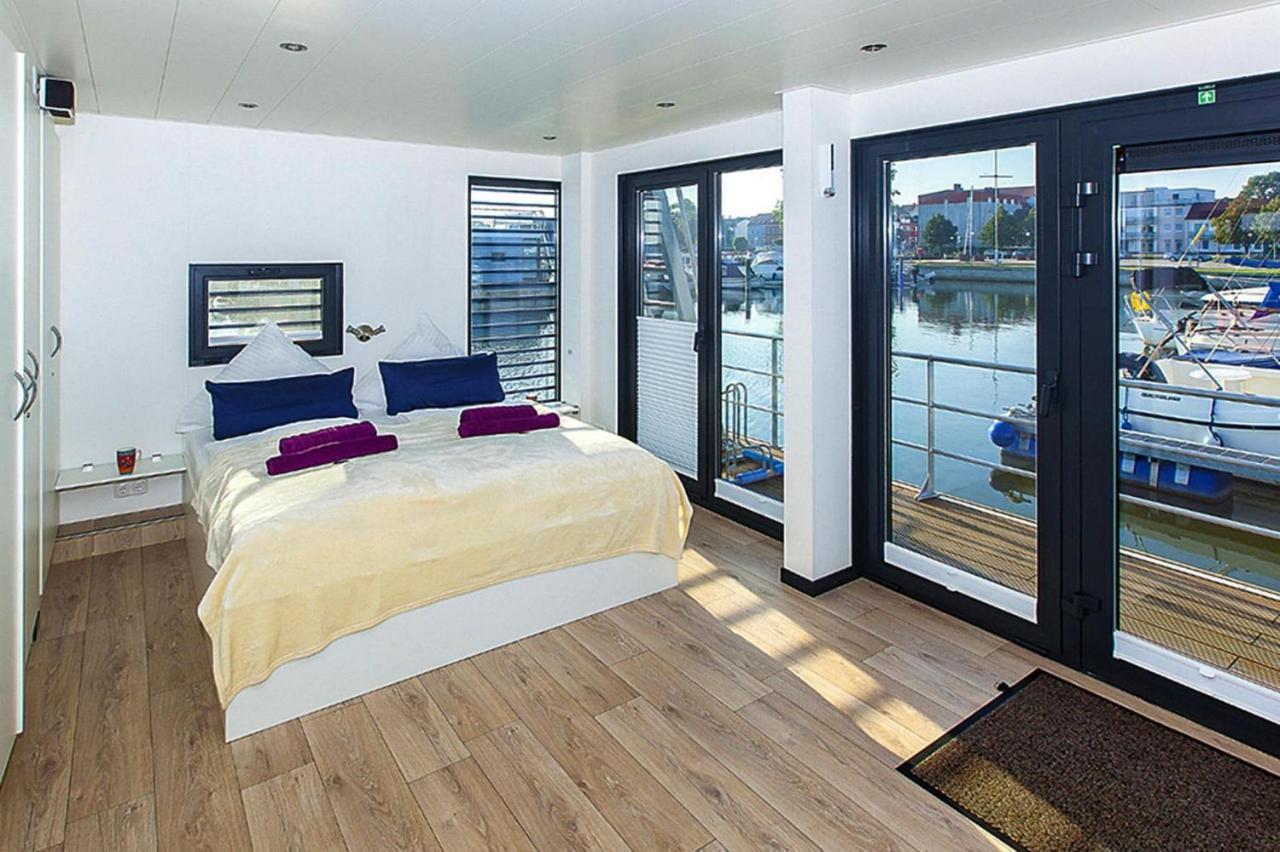 Hausboot Floating Houses Blue Active In ריבניץ-דאמגארטן מראה חיצוני תמונה